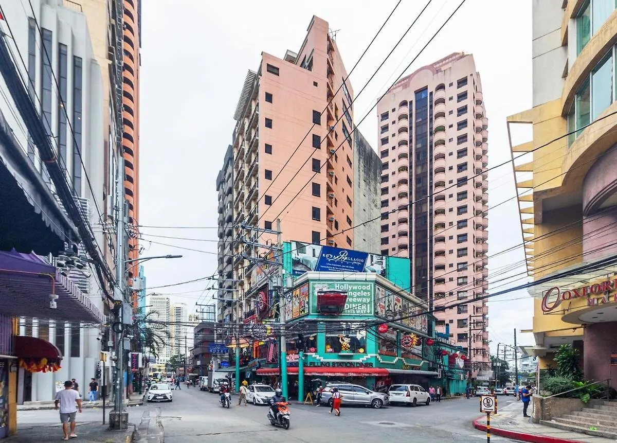 5 Bed Urban Retreat In The Heart Of Poblacion Manila Apartman