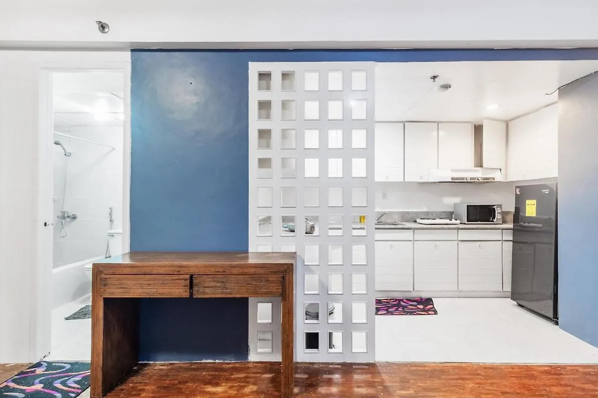 5 Bed Urban Retreat In The Heart Of Poblacion Manila 0*,