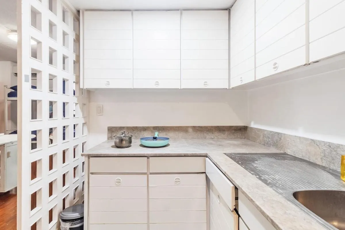 5 Bed Urban Retreat In The Heart Of Poblacion Manila