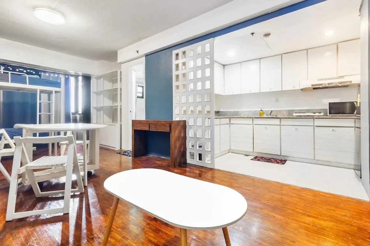 5 Bed Urban Retreat In The Heart Of Poblacion Manila 0*,