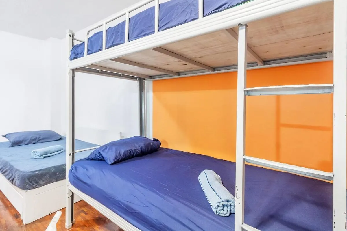 5 Bed Urban Retreat In The Heart Of Poblacion Manila Philippines