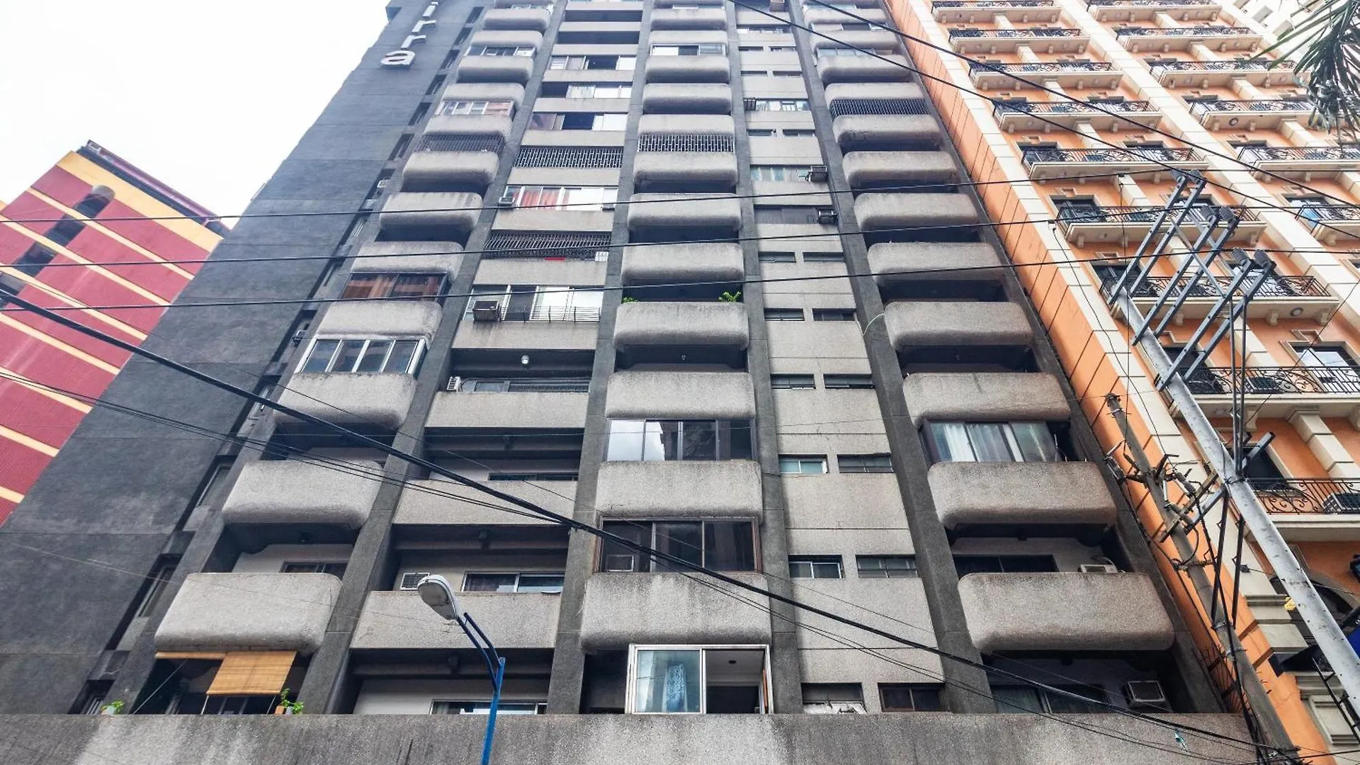 Apartment 5 Bed Urban Retreat In The Heart Of Poblacion Manila